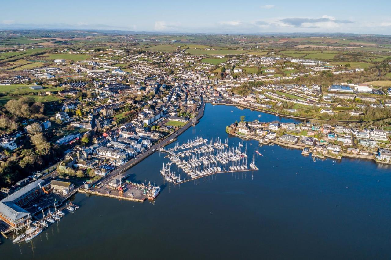 River Views,Kinsale, Hosted By Exquisite Holiday Homes, Sleeps 26 Cork Exterior foto
